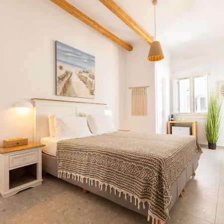 Parosquare Central Suites Екстер'єр фото
